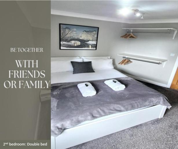 Ultra-luxury Centre 2 Bed Apartment, With Free Parking Apartment